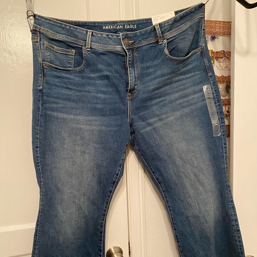 NWT American Eagle Kick Boot jeans